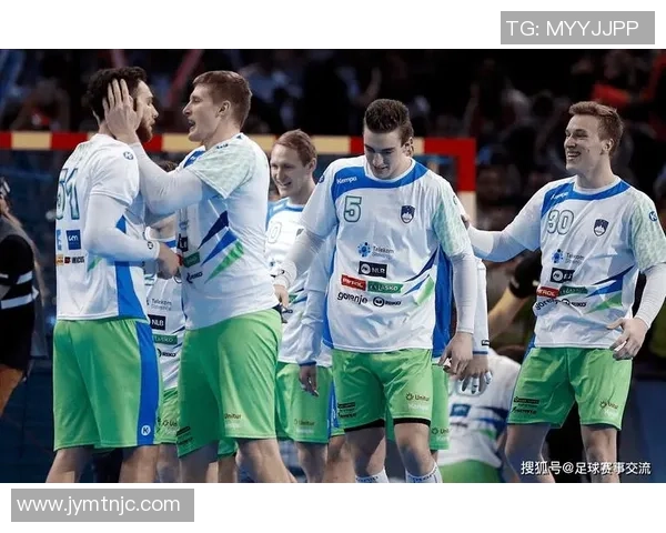 布拉格斯拉维亚与格拉斯哥的激烈对决展现足球魅力与战术智慧